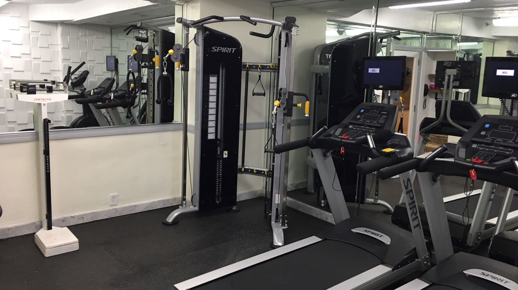 Treadmills at the Beacon South Beach fitness center